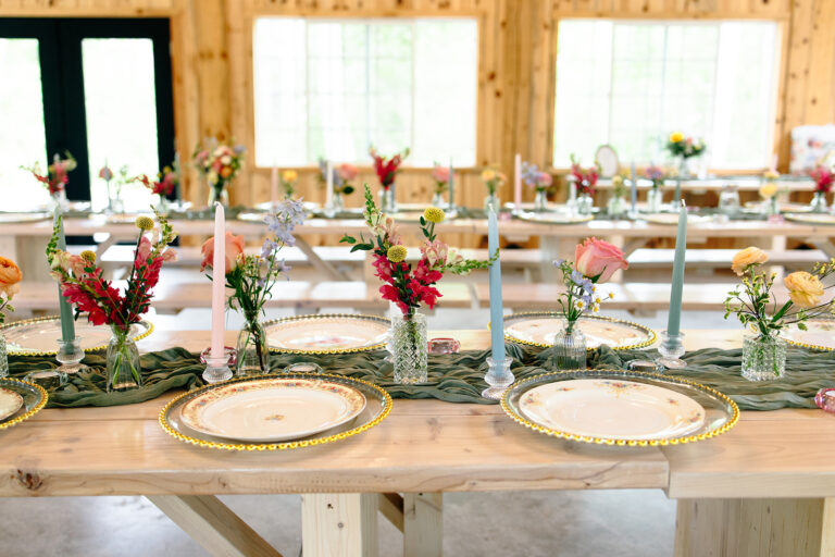 Why More Couples Are Choosing Small Weddings in Minnesota